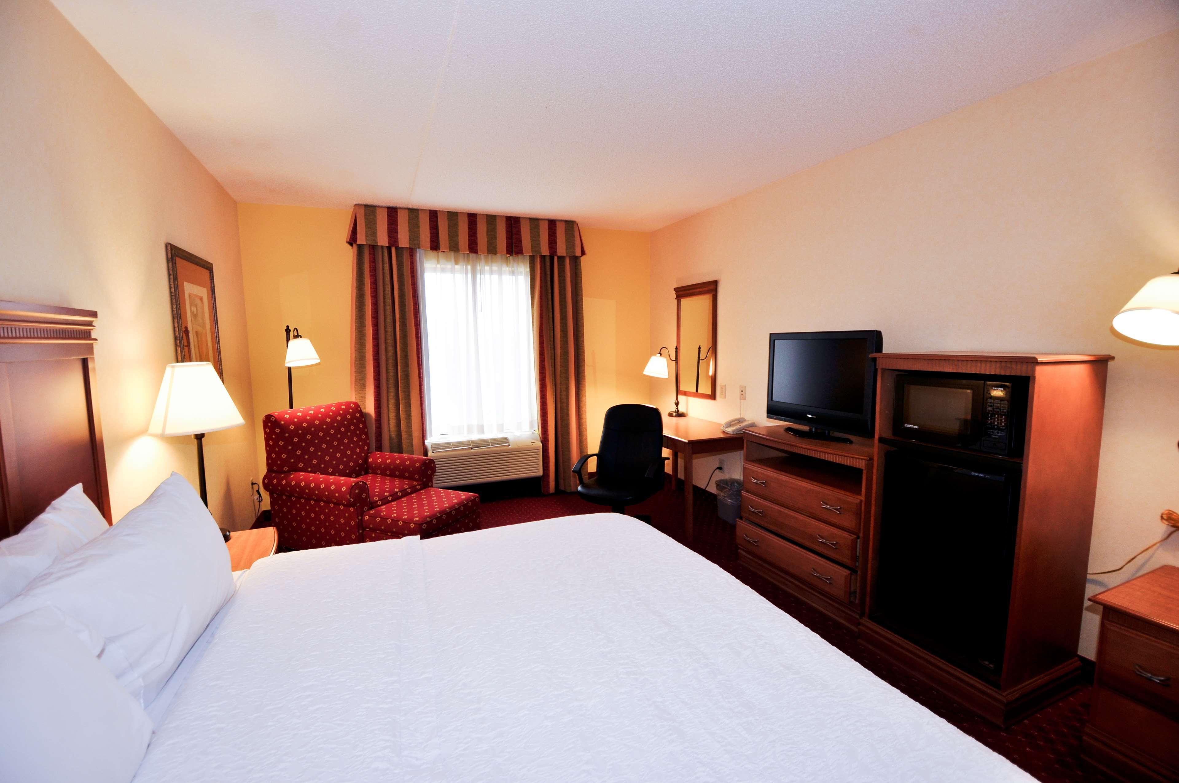 Hampton Inn & Suites Louisville East מראה חיצוני תמונה
