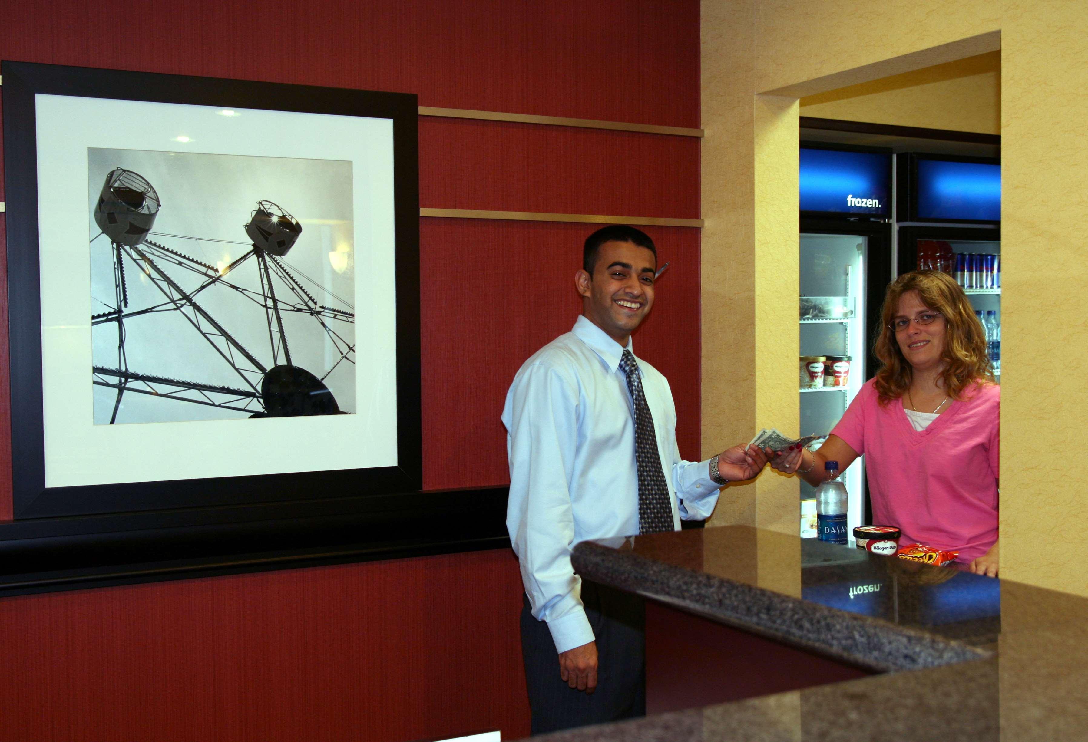 Hampton Inn & Suites Louisville East מסעדה תמונה