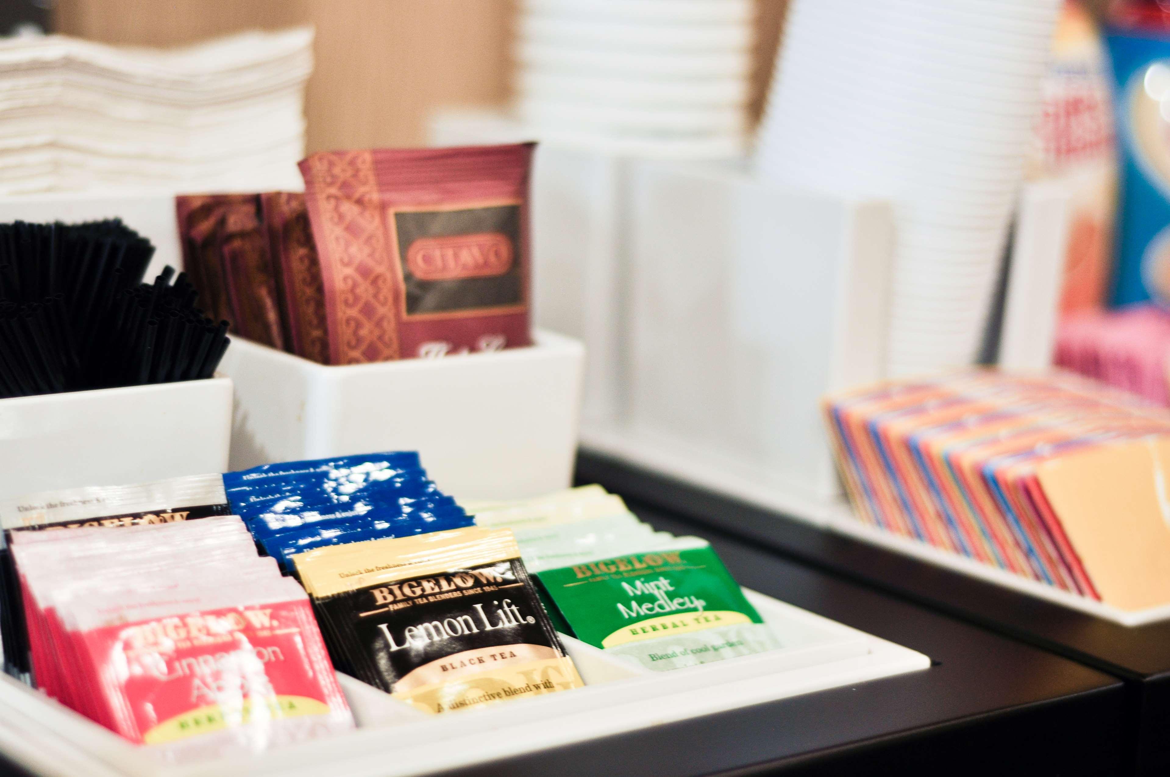 Hampton Inn & Suites Louisville East מראה חיצוני תמונה