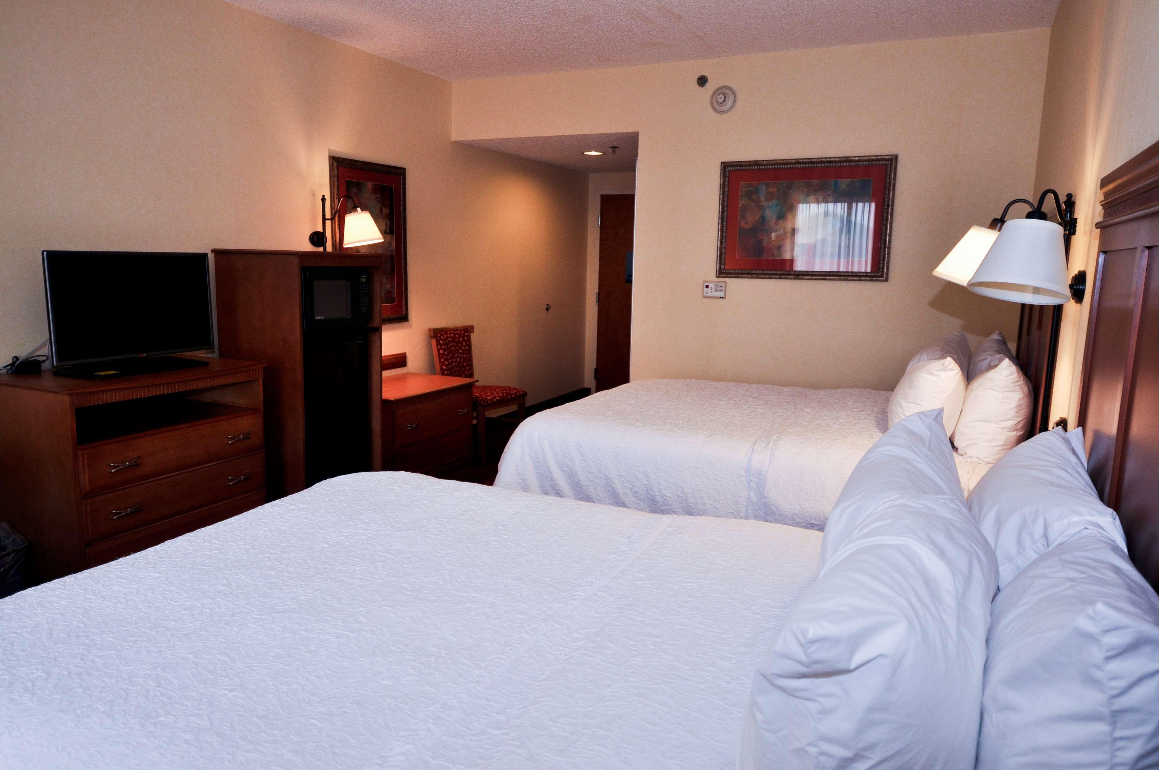 Hampton Inn & Suites Louisville East מראה חיצוני תמונה