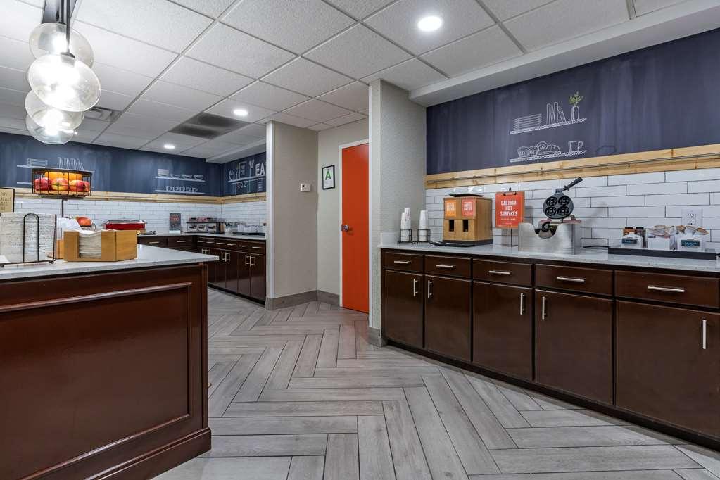 Hampton Inn & Suites Louisville East מראה חיצוני תמונה