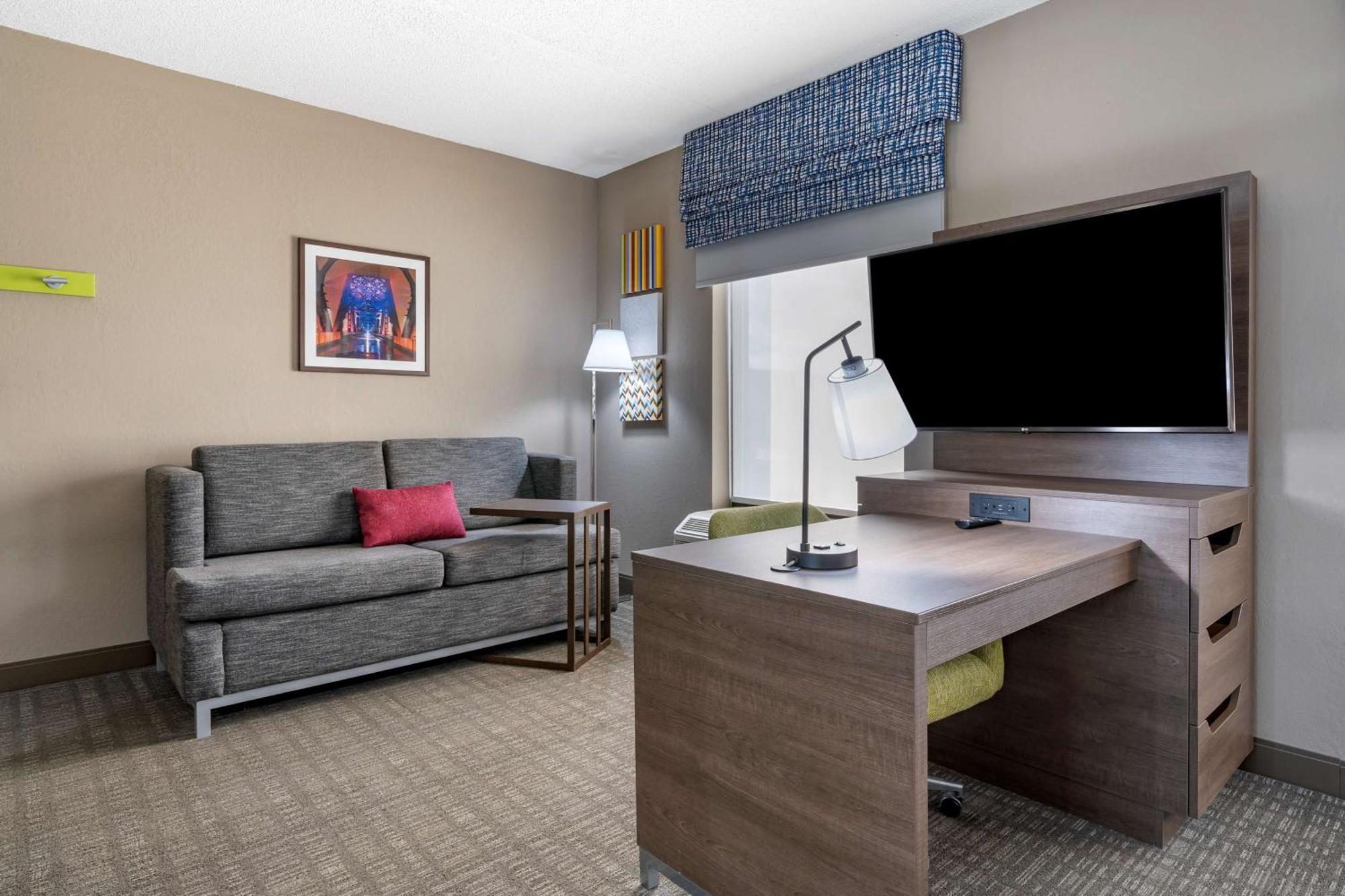Hampton Inn & Suites Louisville East מראה חיצוני תמונה