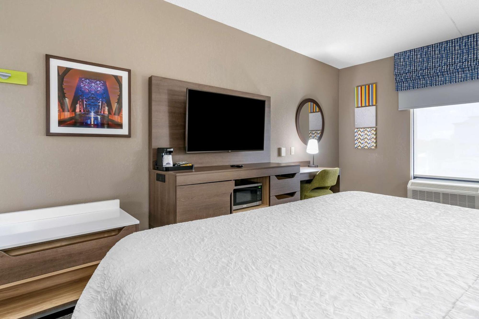 Hampton Inn & Suites Louisville East מראה חיצוני תמונה