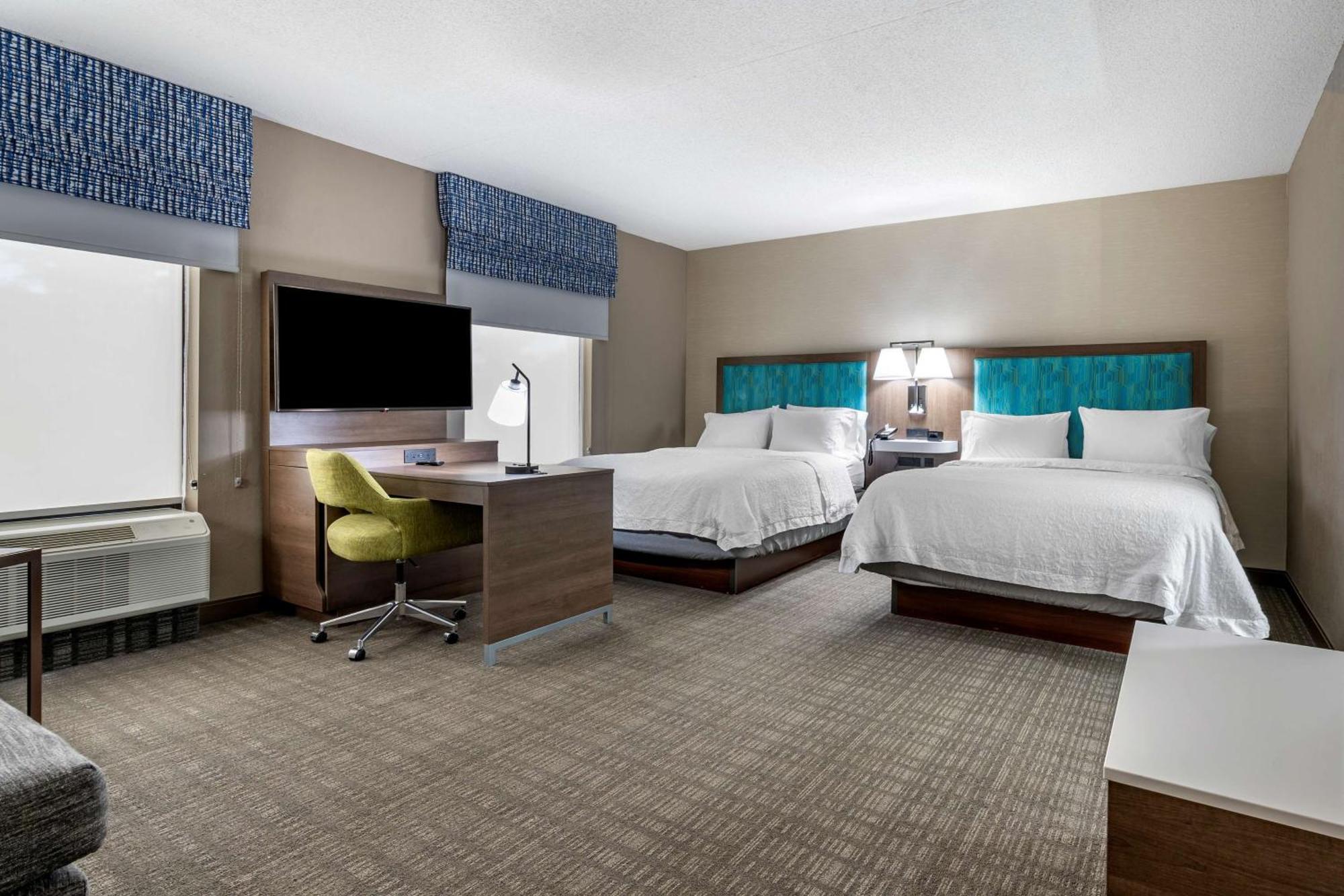 Hampton Inn & Suites Louisville East מראה חיצוני תמונה