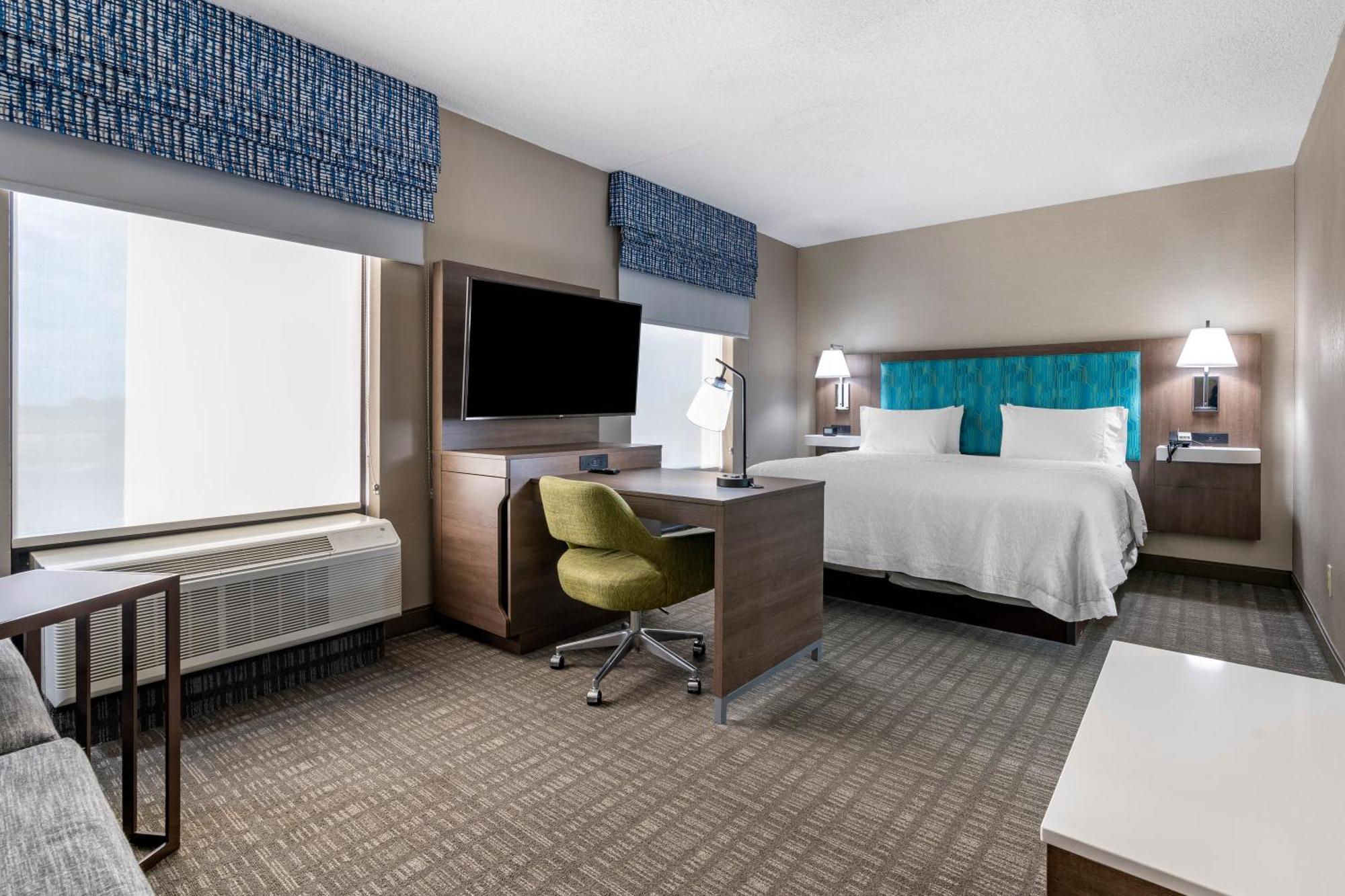 Hampton Inn & Suites Louisville East מראה חיצוני תמונה